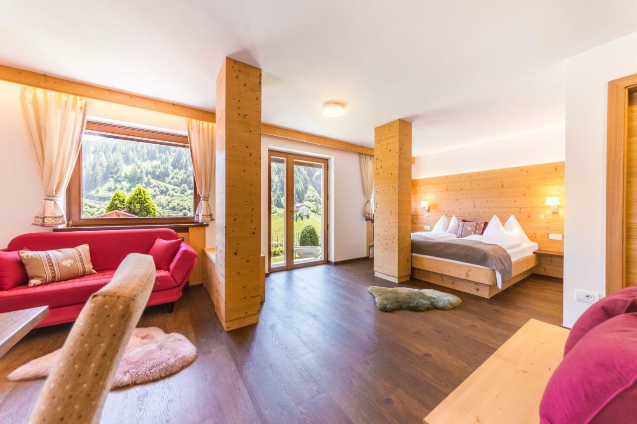 Apartments Mezdi Santa Cristina Val Gardena Exterior foto